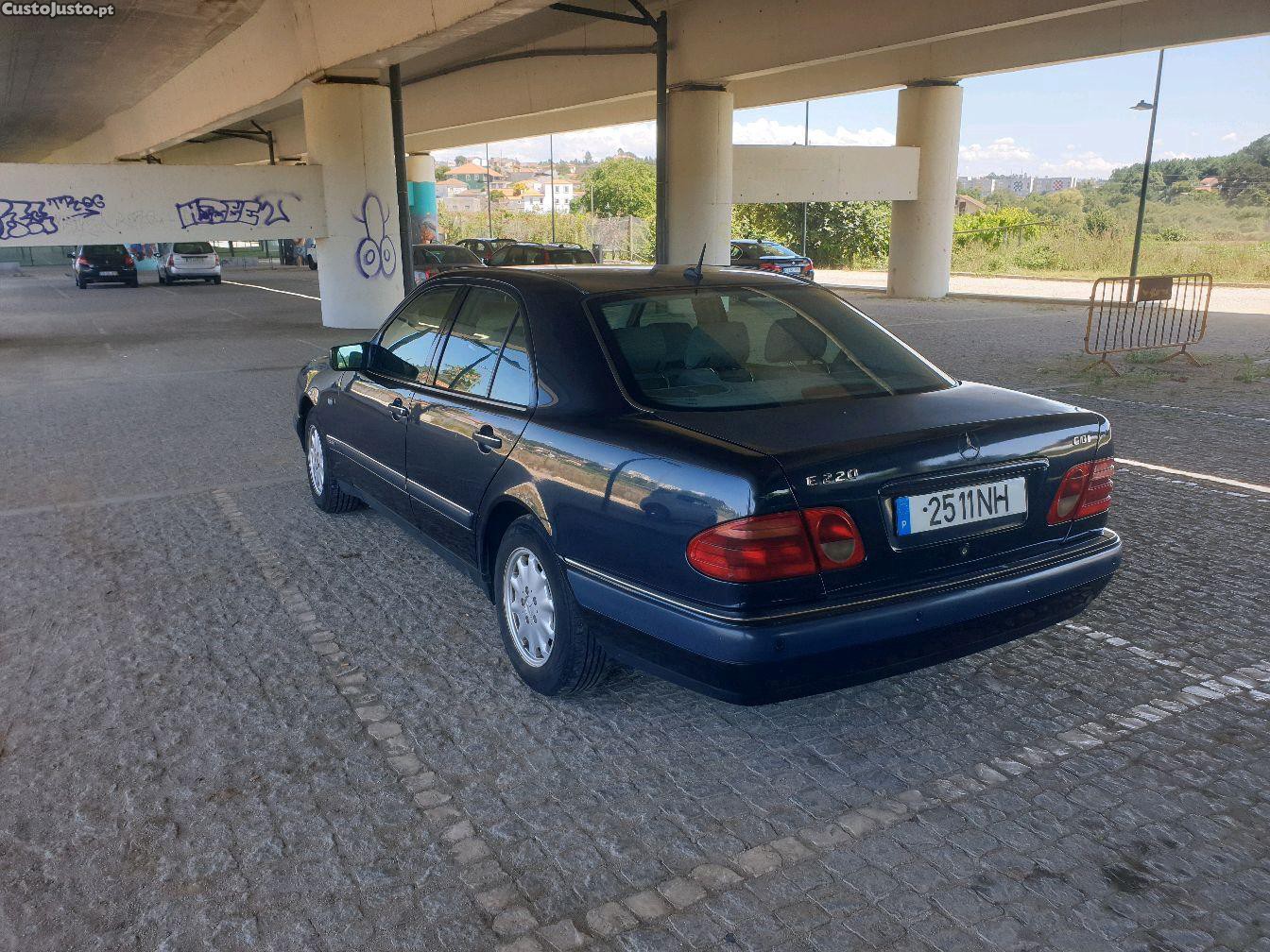 Mercedes-Benz E 220 E220 cdi elegance 99 — fotografia 8