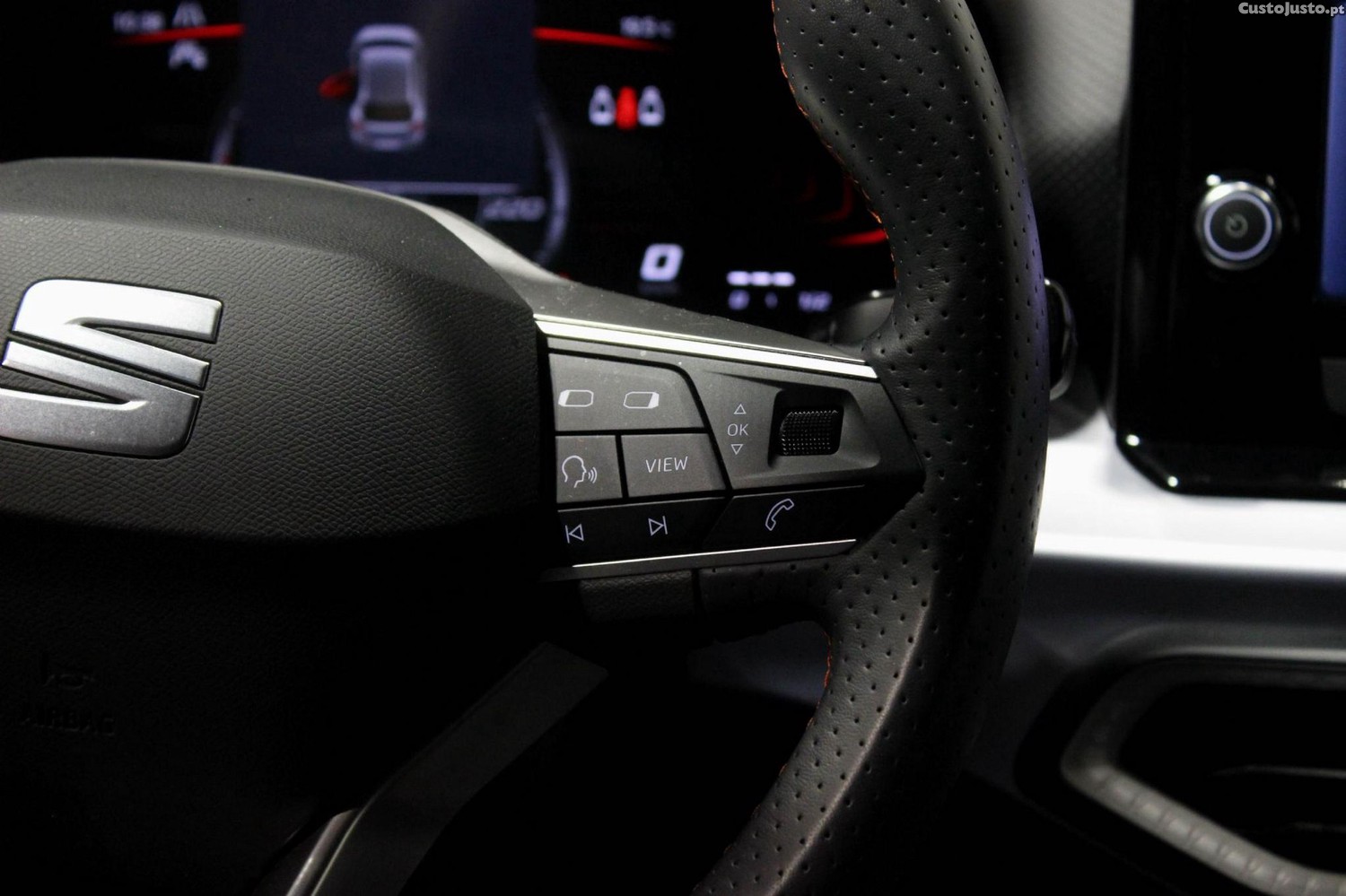 SEAT Ibiza 1.0 TSI FR — fotografia 16