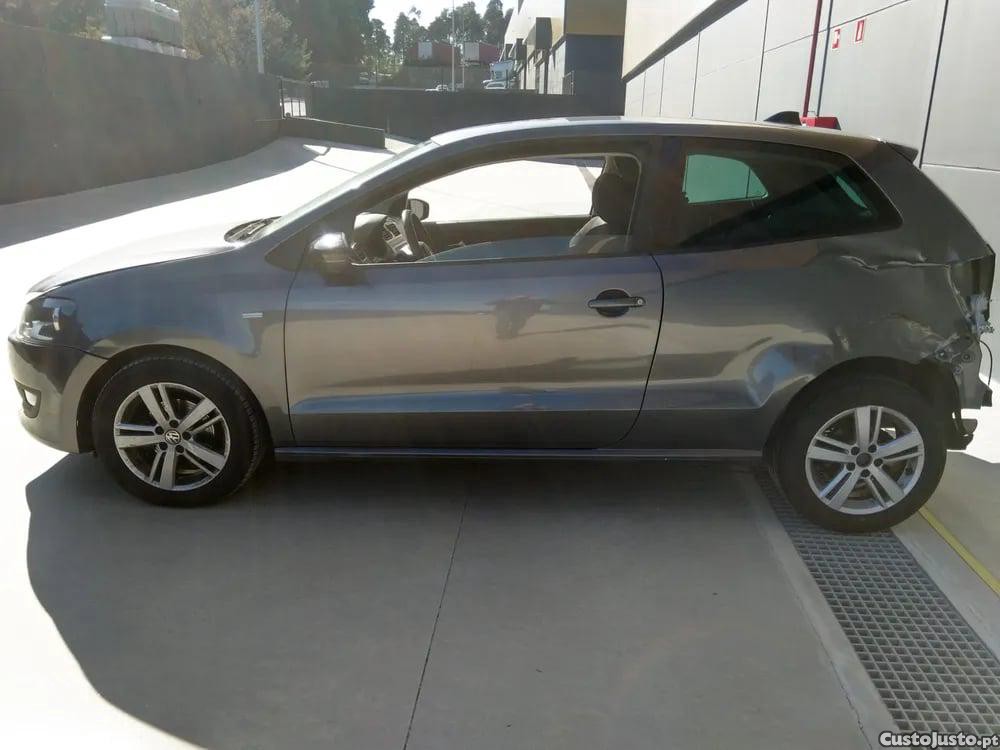 VW Polo 1.6 TDI (66 kW / 90 cv) [06.2009 - 05.2014] — photo 3