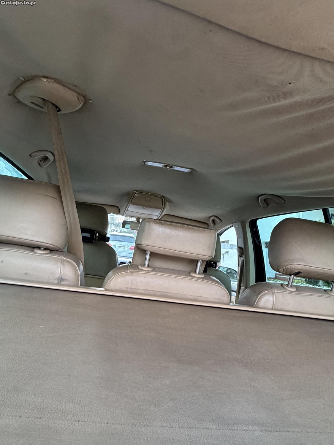Volkswagen Touran Highline — fotografia 3