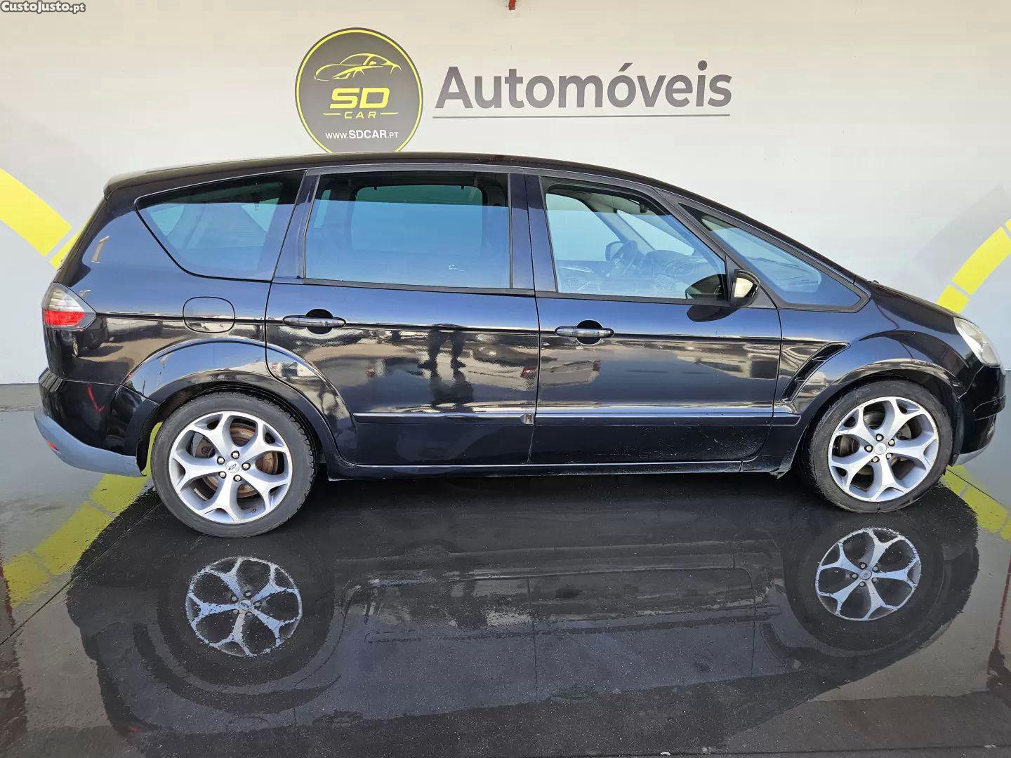 Ford S-Max 7 lugares — fotografia 6
