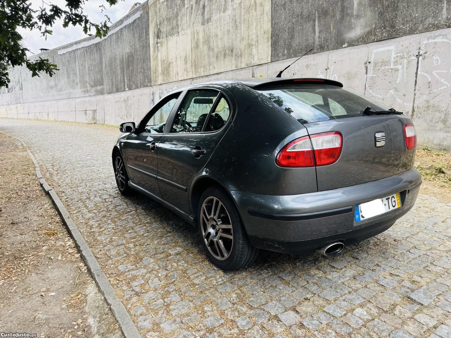 SEAT Leon 1.4 gasolina 169.000km — fotografia 9