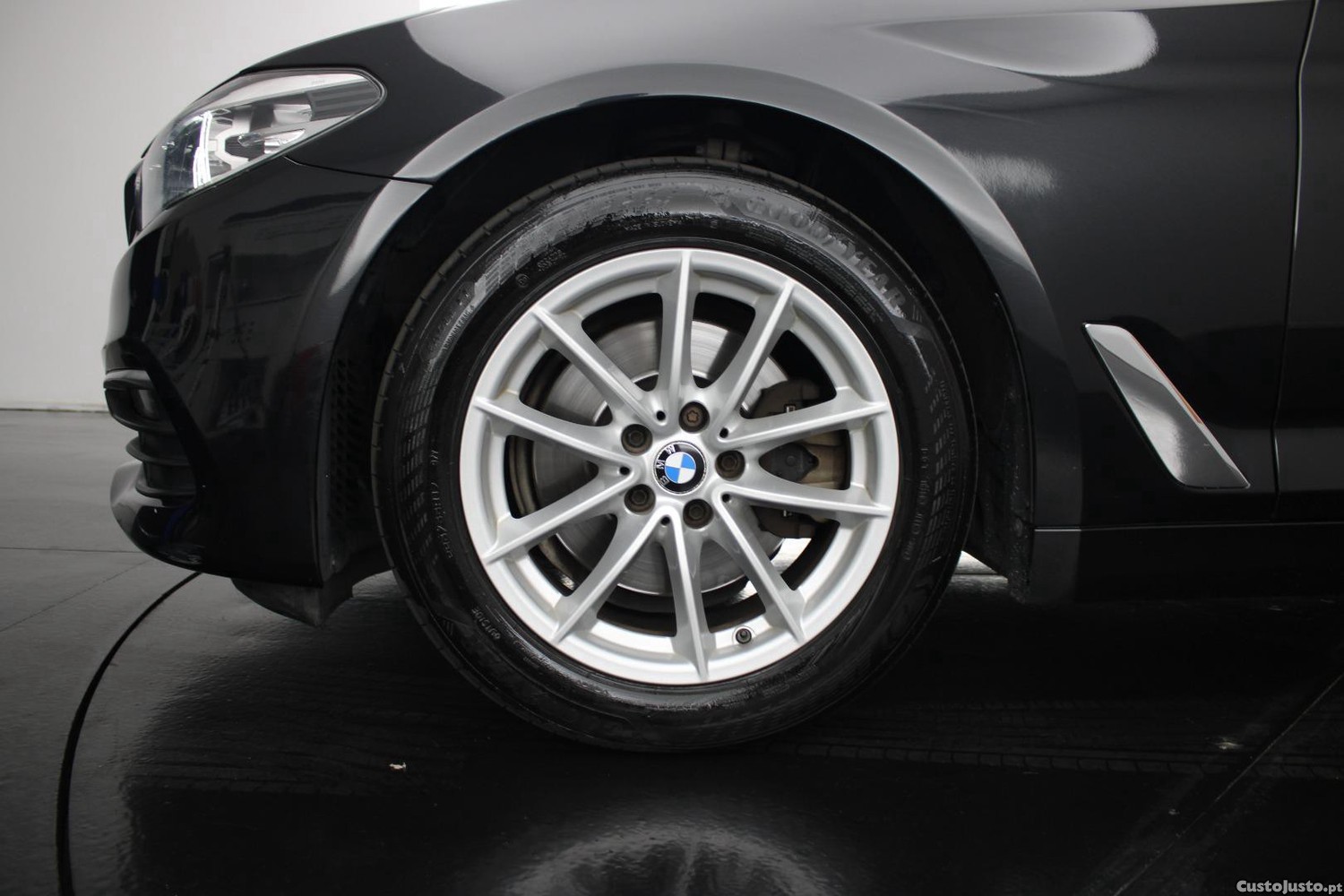 BMW 518 D (AUTO) — fotografia 3