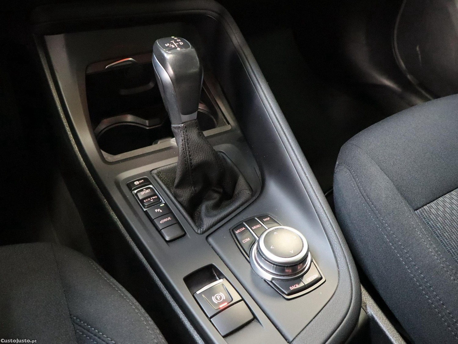 BMW X1 25 e xDrive — fotografia 3