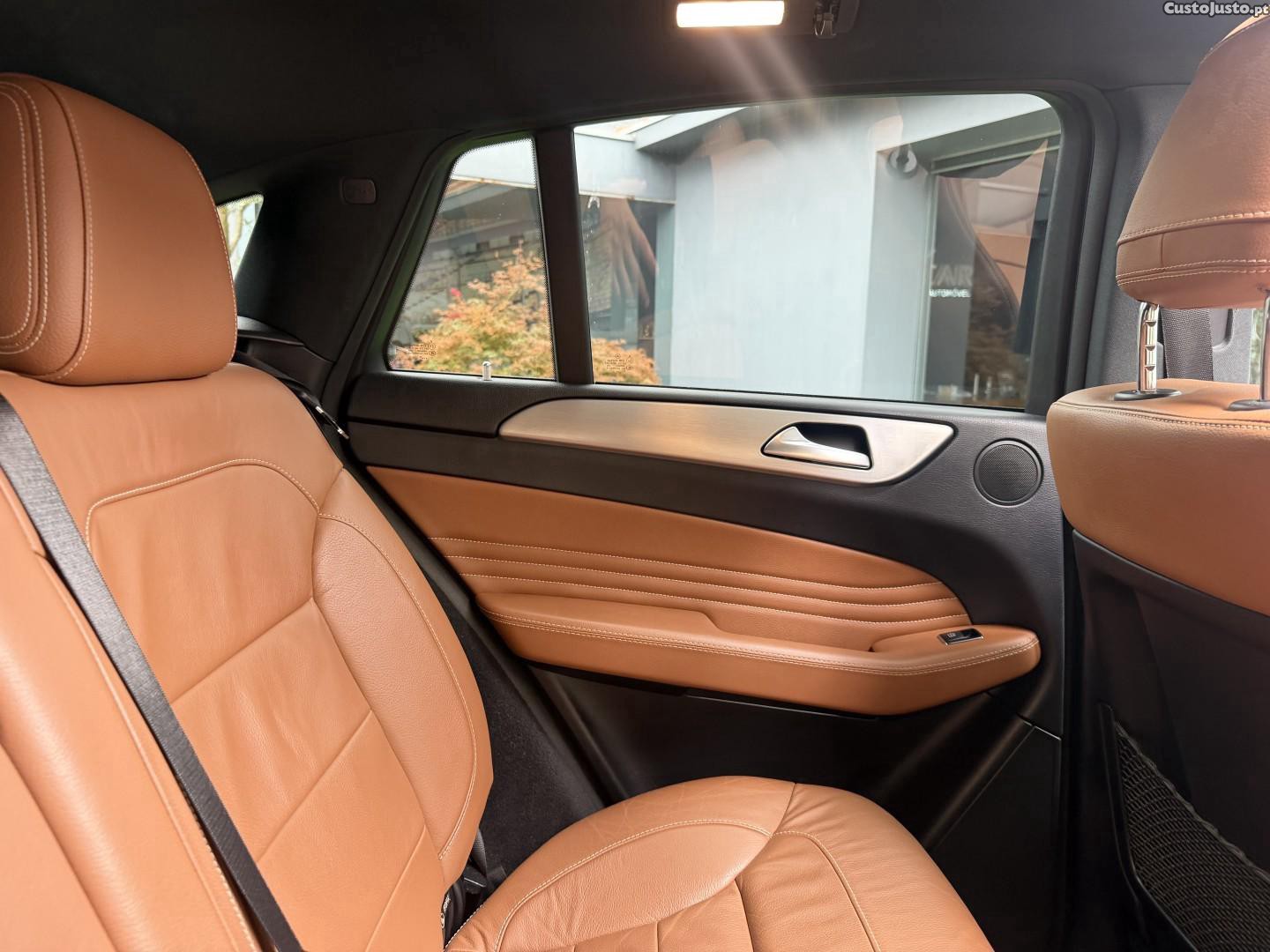 Mercedes-Benz GLE 350 d Coupé 4Matic — fotografia 12