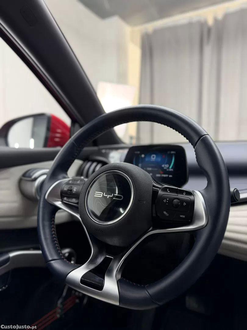 BYD Atto 3 60.48 kwh design — fotografia 5