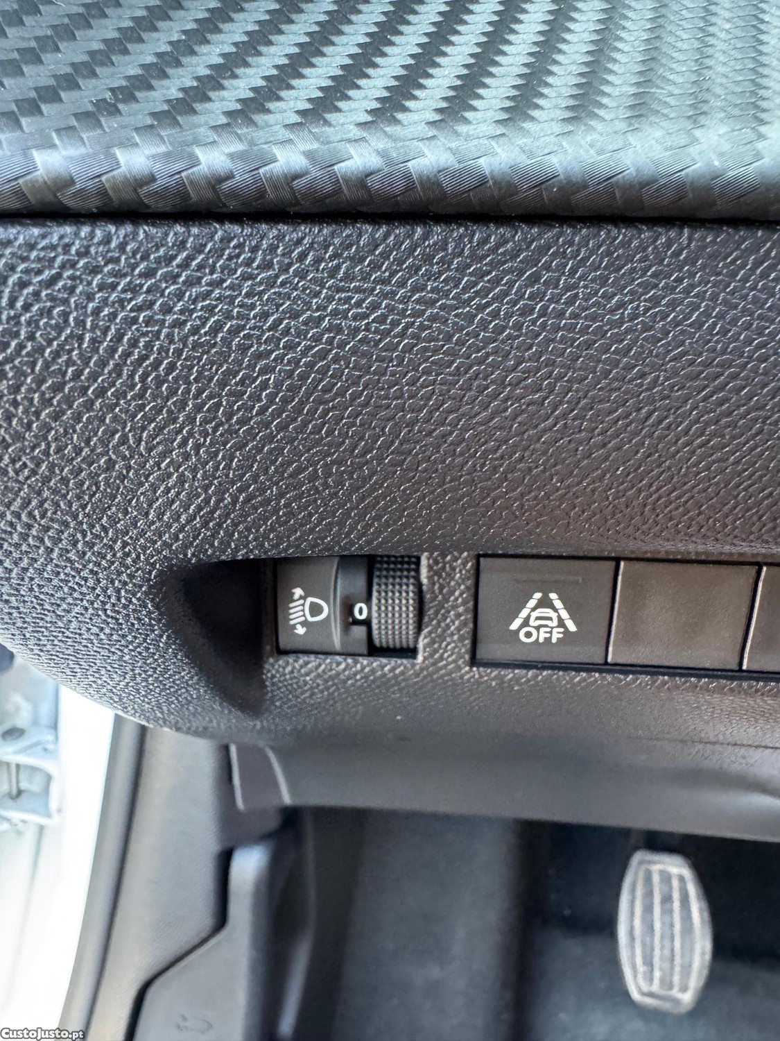 Peugeot 208 1.5 Blue HDI Pack — fotografia 7