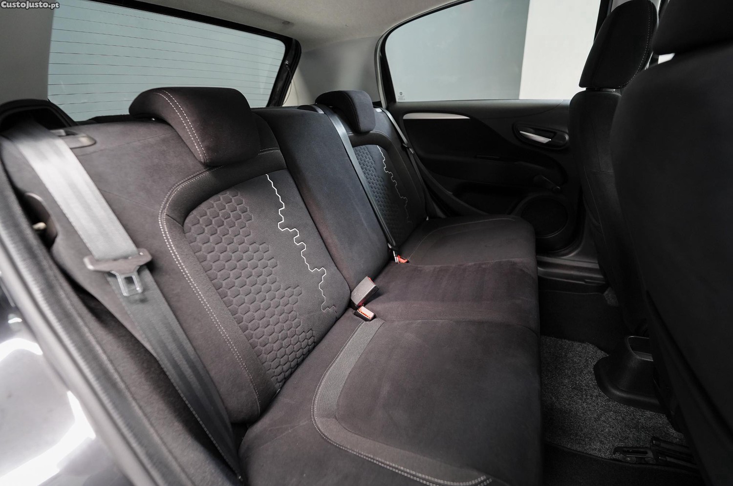 Fiat Punto 1.3 M-Jet Lounge S&S — fotografia 5