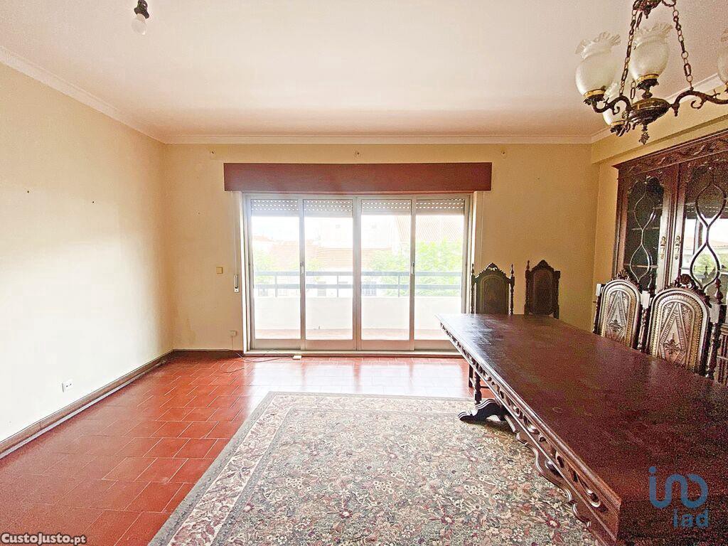Apartamento T3 em Salvaterra de Magos e Foros de Salvaterra de 140,00 m²
