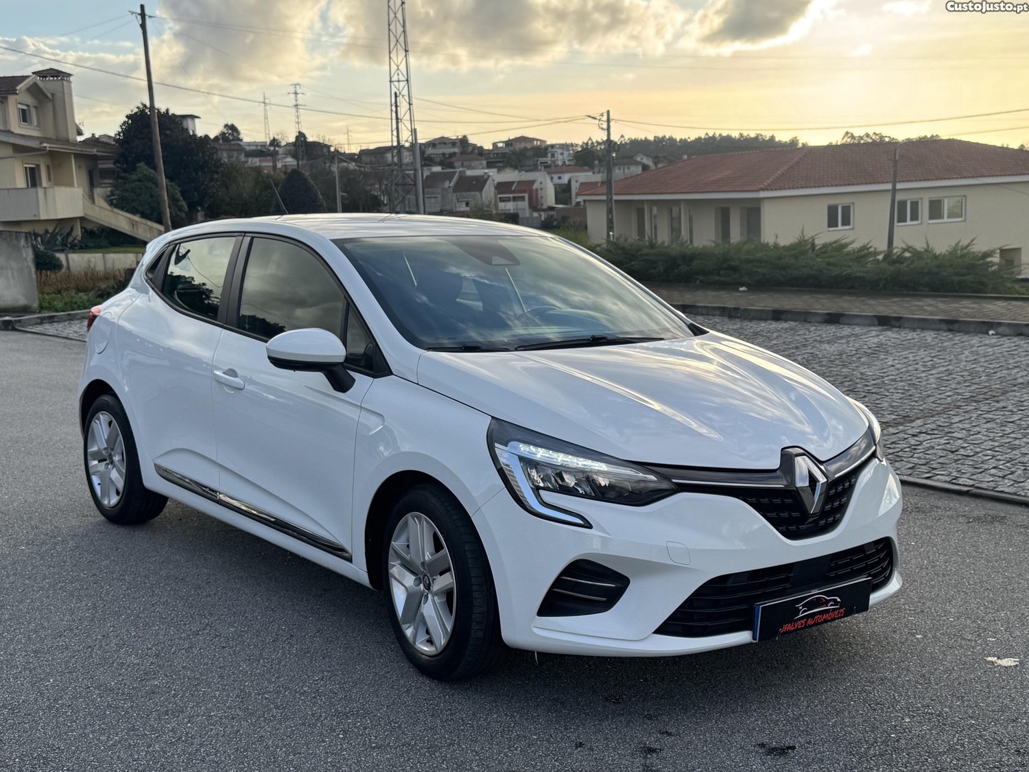Renault Clio 1.0 2020 — fotografia 8