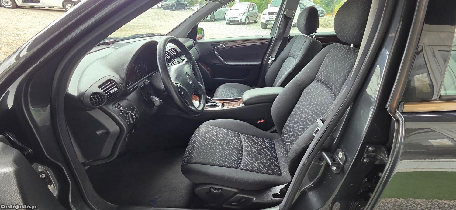 Mercedes-Benz C 220 CDI CX Autonatica — fotografia 19