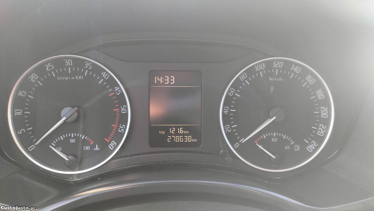 Skoda Octavia Break 1.6 TDI Greenline - 10 — photo 2
