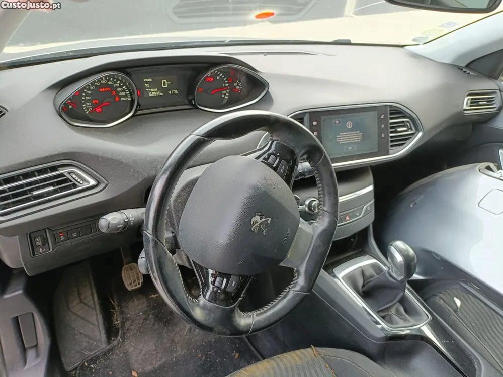 Peugeot 308 1.6 BlueHDi 120 (88 kW / 120 cv) [03.2014 - 06.2021] — photo 4
