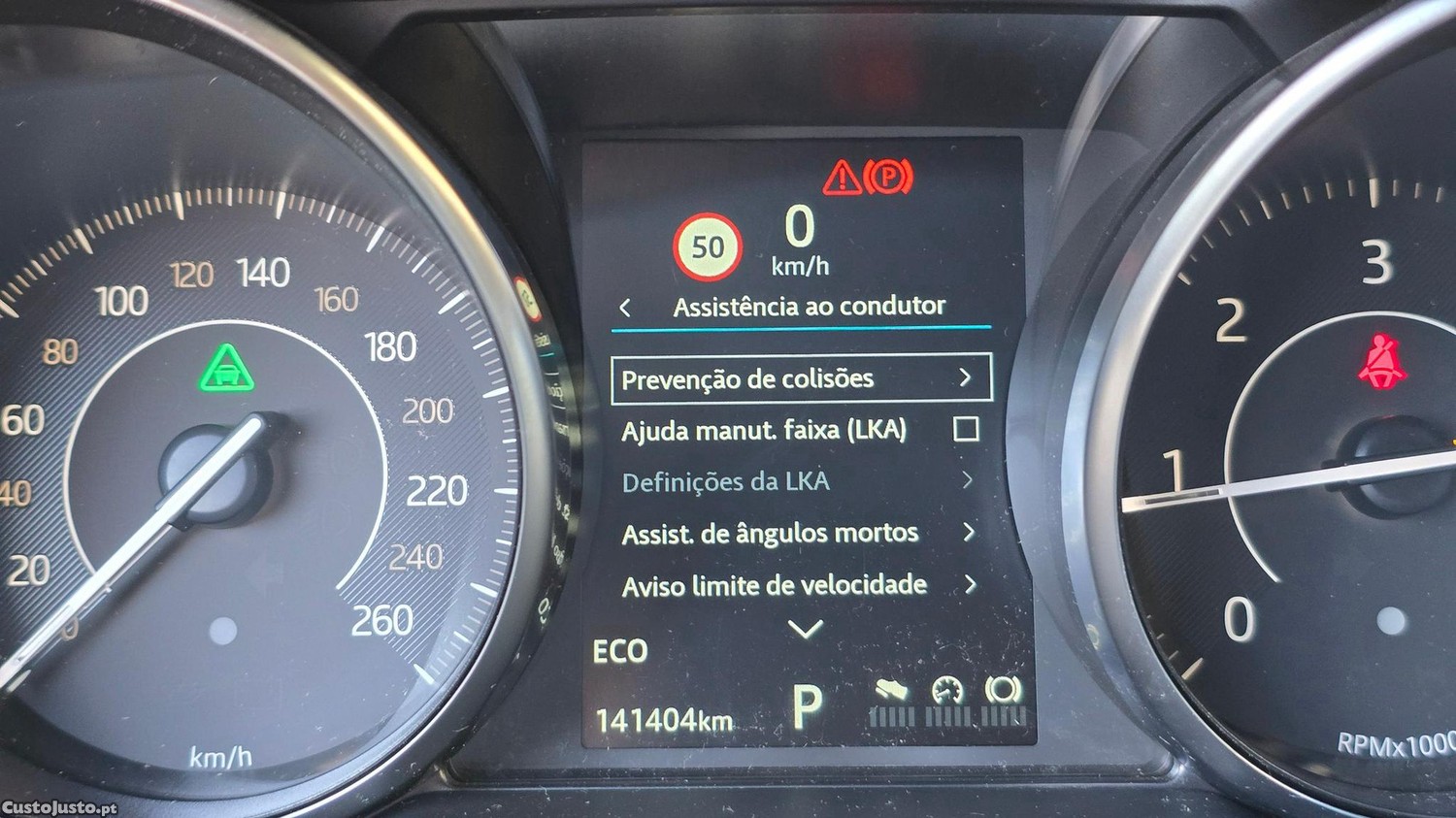 Jaguar E-Pace 2.0 R-Dynamic First Edition AWD Aut. — fotografia 8