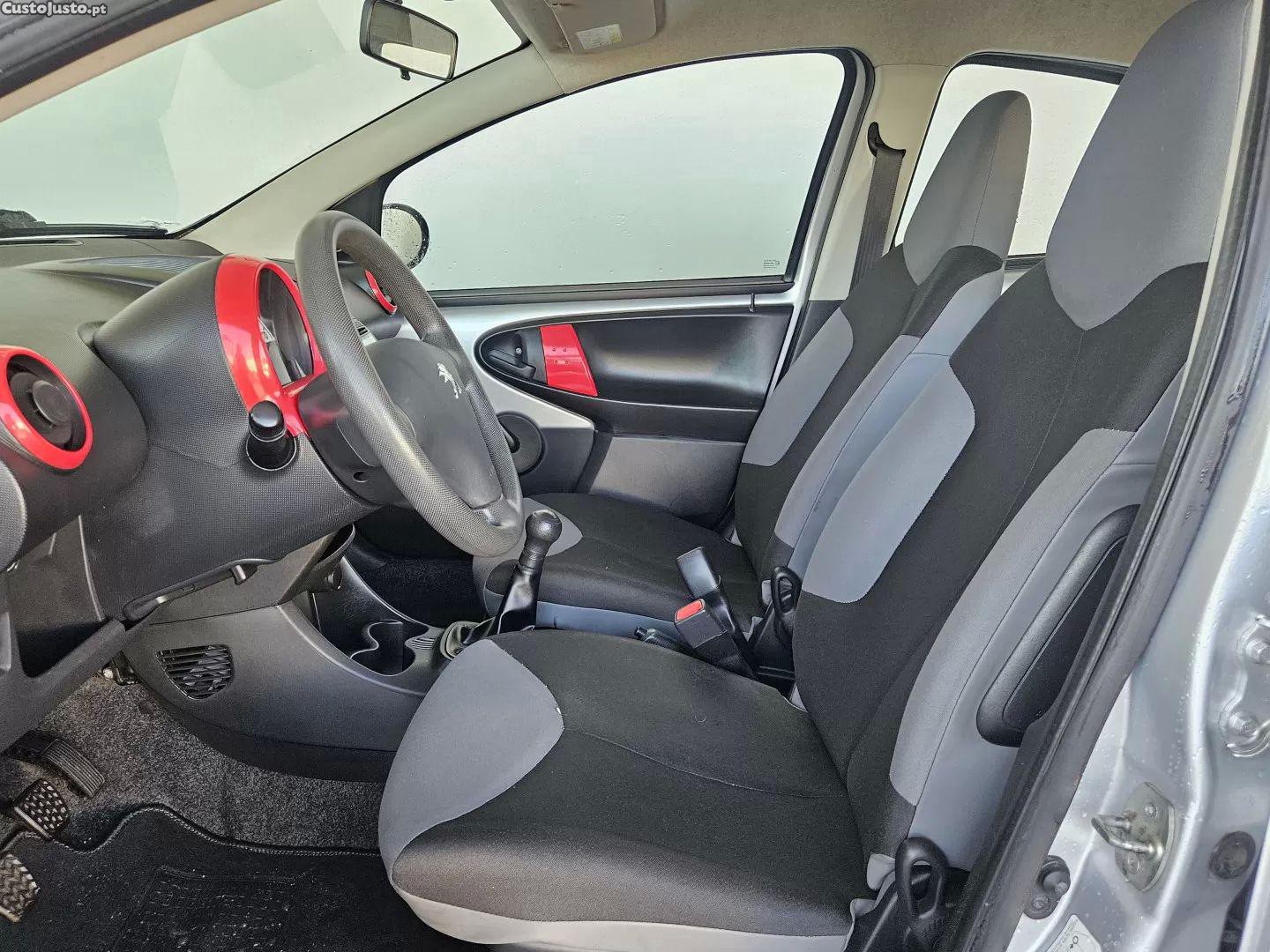 Peugeot 107 1.0 access — fotografia 5