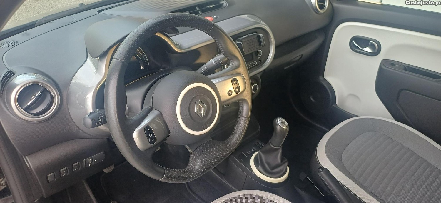 Renault Twingo SCE LIMITED — fotografia 5