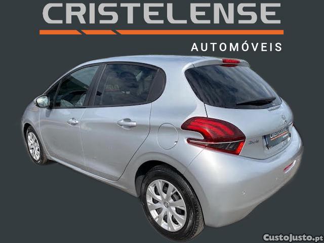 Peugeot 208 1.6 BlueHdi Active — photo 4