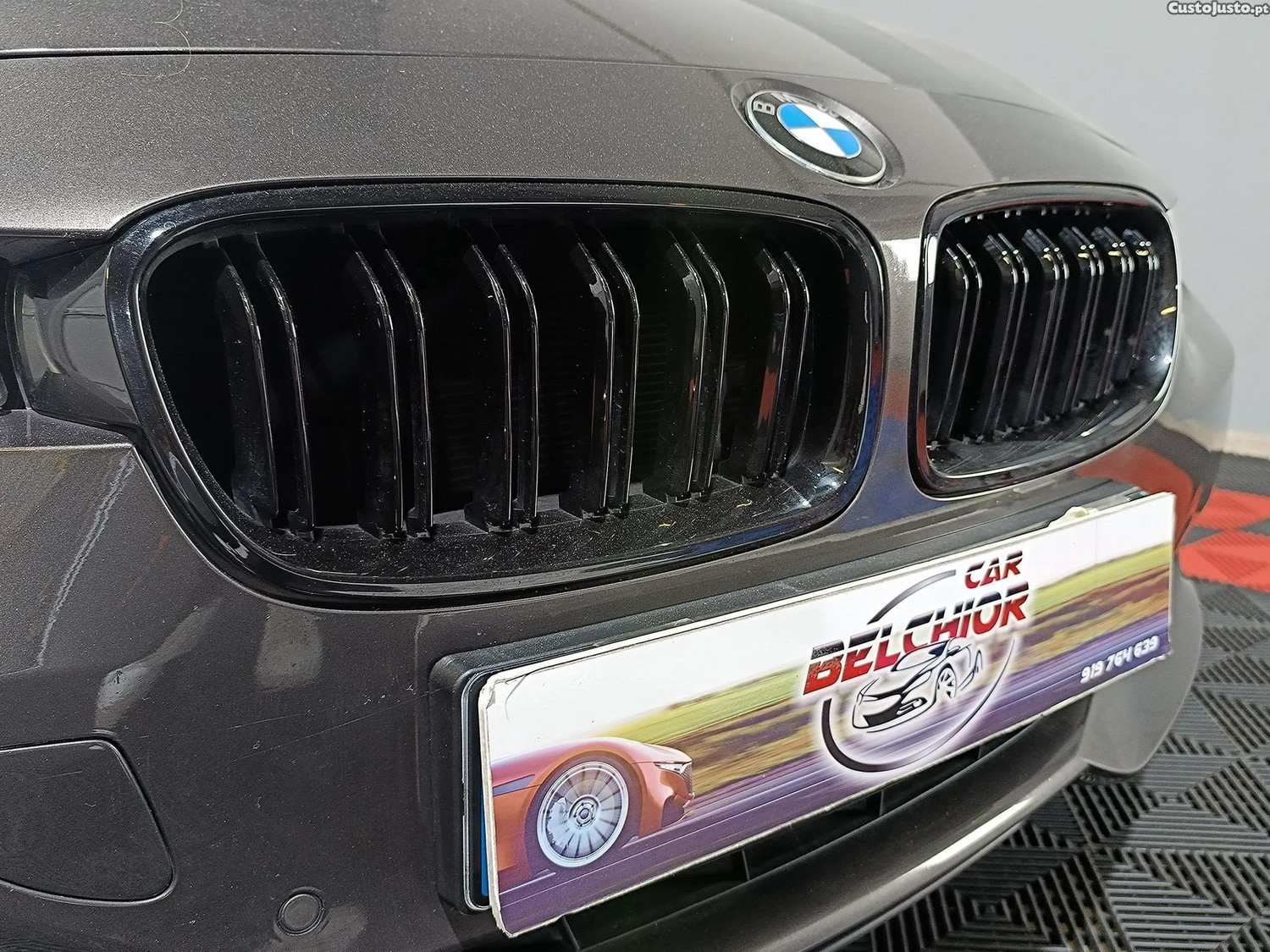 BMW 318 d Touring Line Luxury — fotografia 13