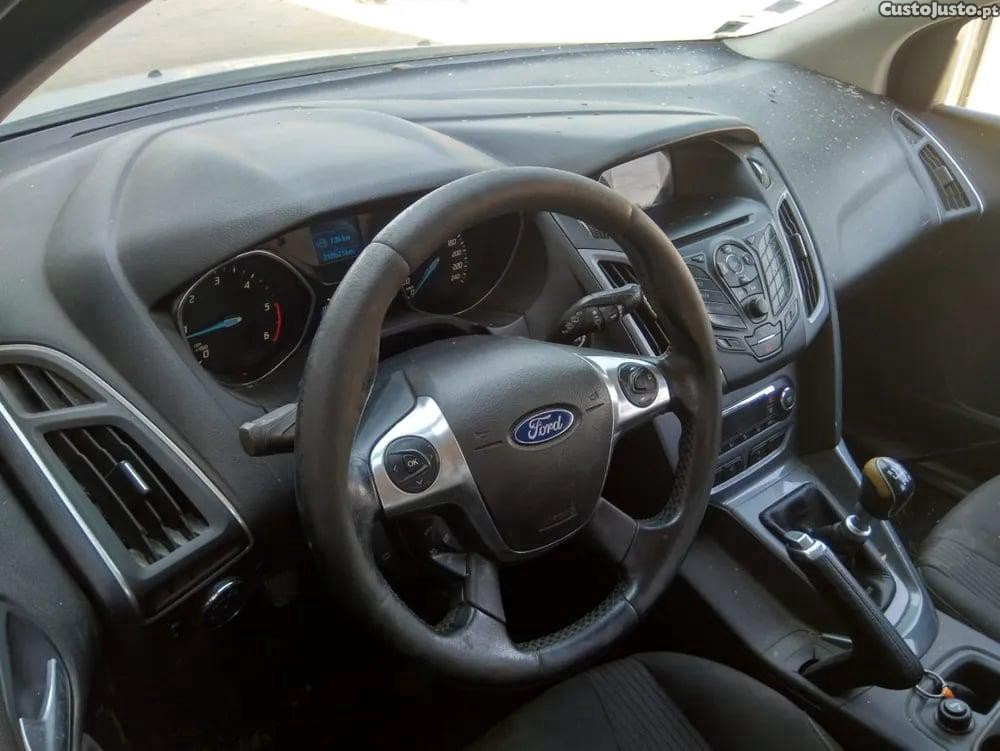 Ford Focus 1.6 TDCi (85 kW / 115 cv) [07.2010 - 02.2020] - 13 foto 4