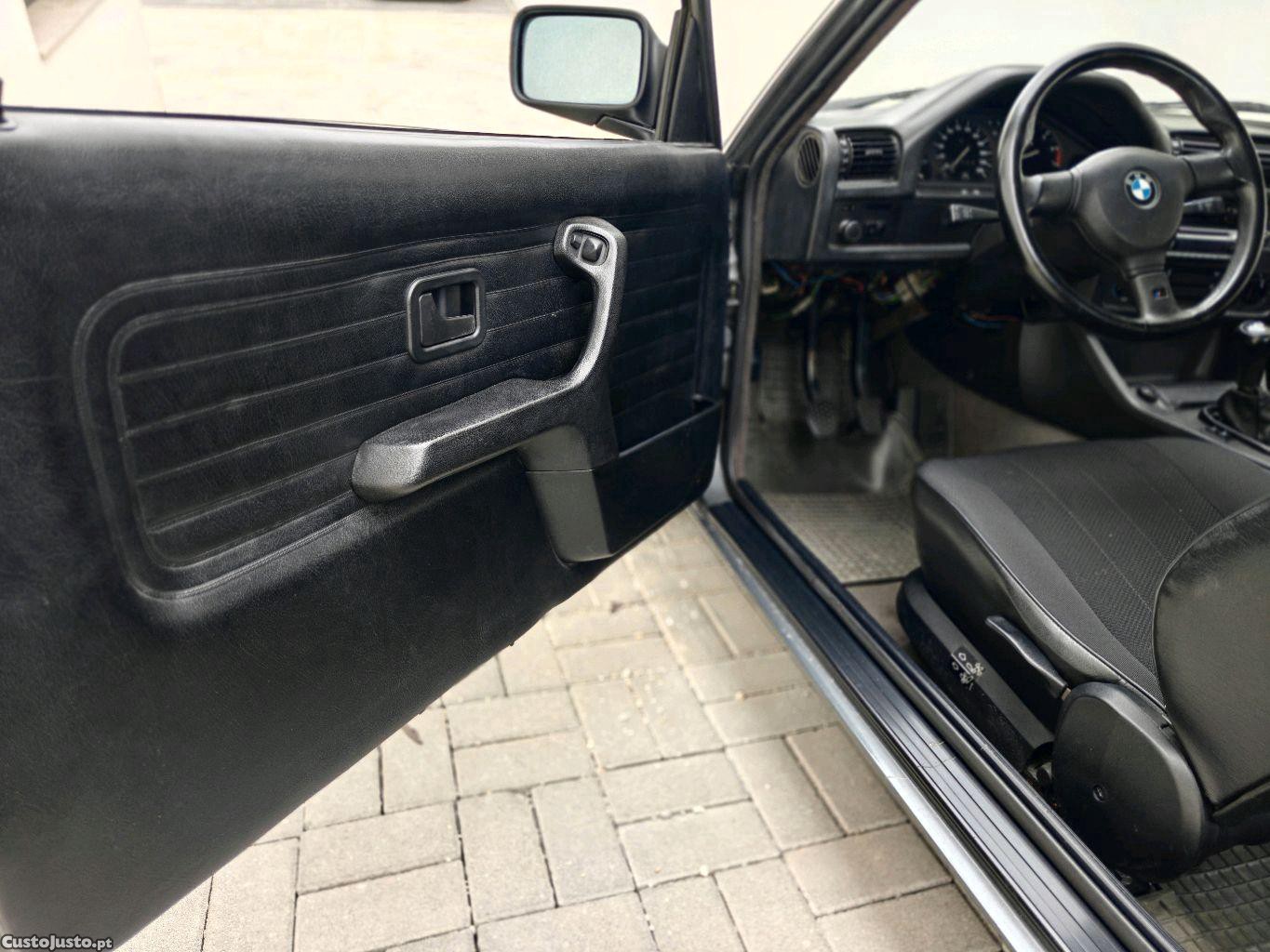 BMW 316 e30 coupe - 28i — fotografia 3