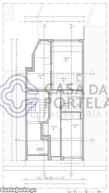 Garagem com Projecto APROVADO de Apartamento T1+1 e Anexo de 40m2 no logradouro, no centro de GAIA