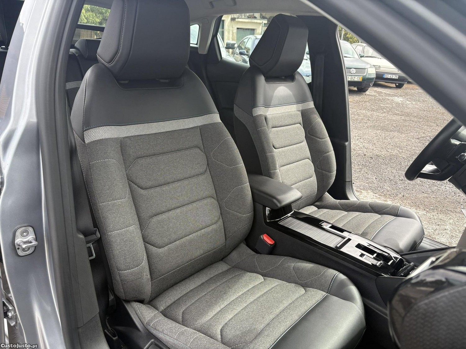 Citroën C4 1.2 PureTech Feel Pack EAT8 — fotografia 11