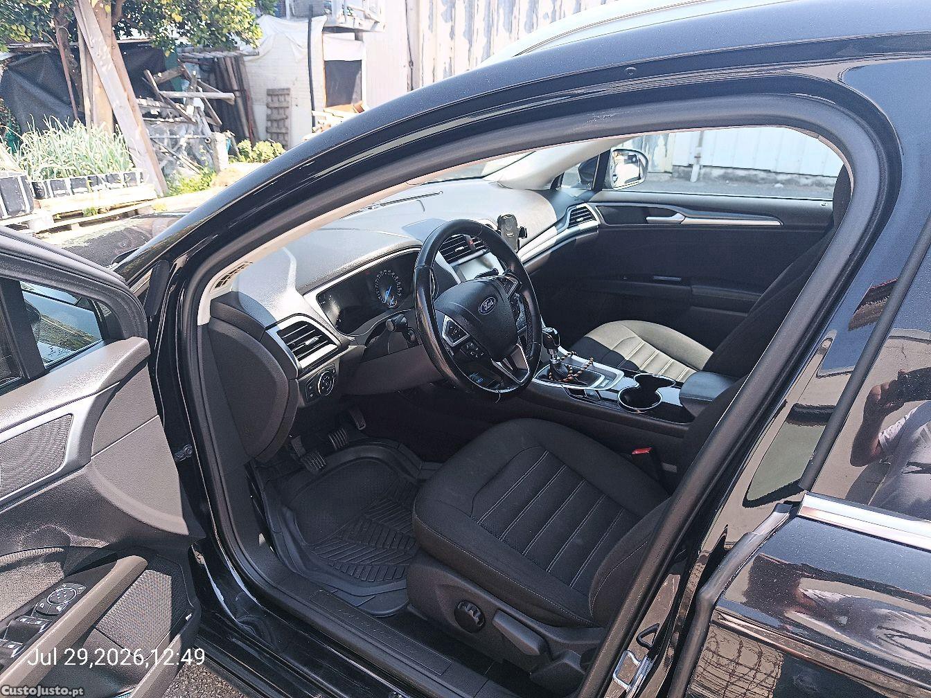 Ford Mondeo sw — fotografia 3