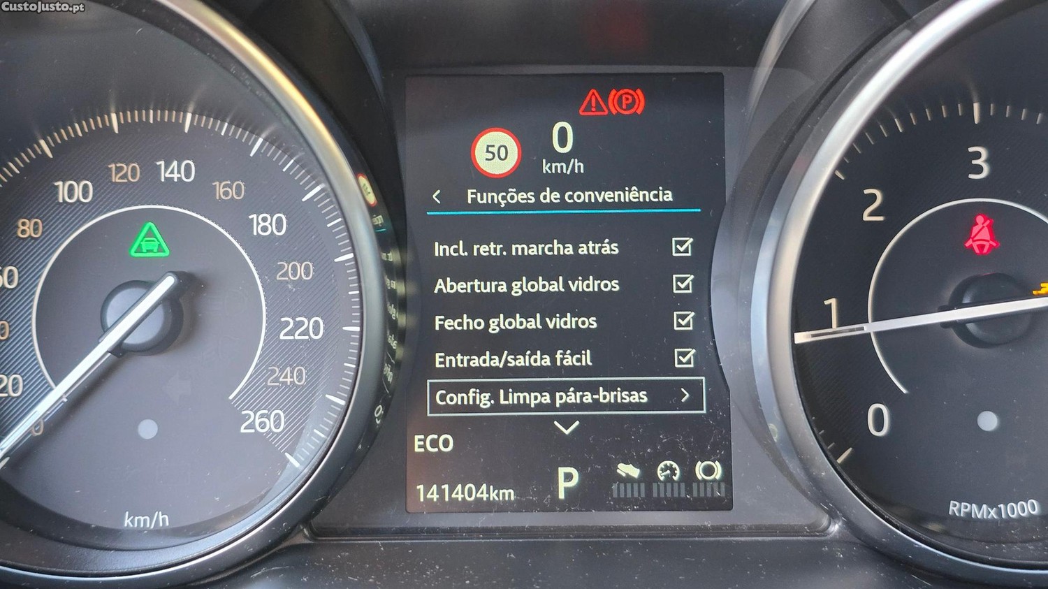 Jaguar E-Pace 2.0 R-Dynamic First Edition AWD Aut. — fotografia 3
