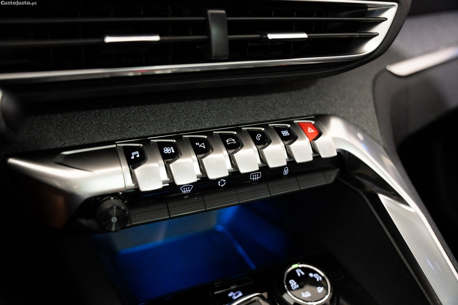 Peugeot 5008 1.2 PureTech Allure EAT8 — fotografia 8