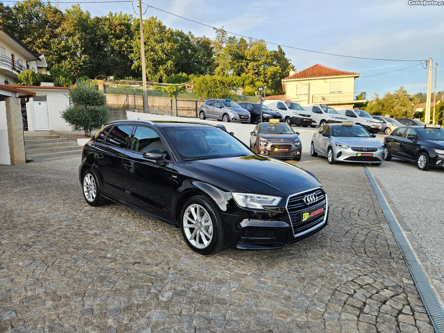 Audi A3 SPORTBACK 1.6 TDI S LINE — fotografia 23