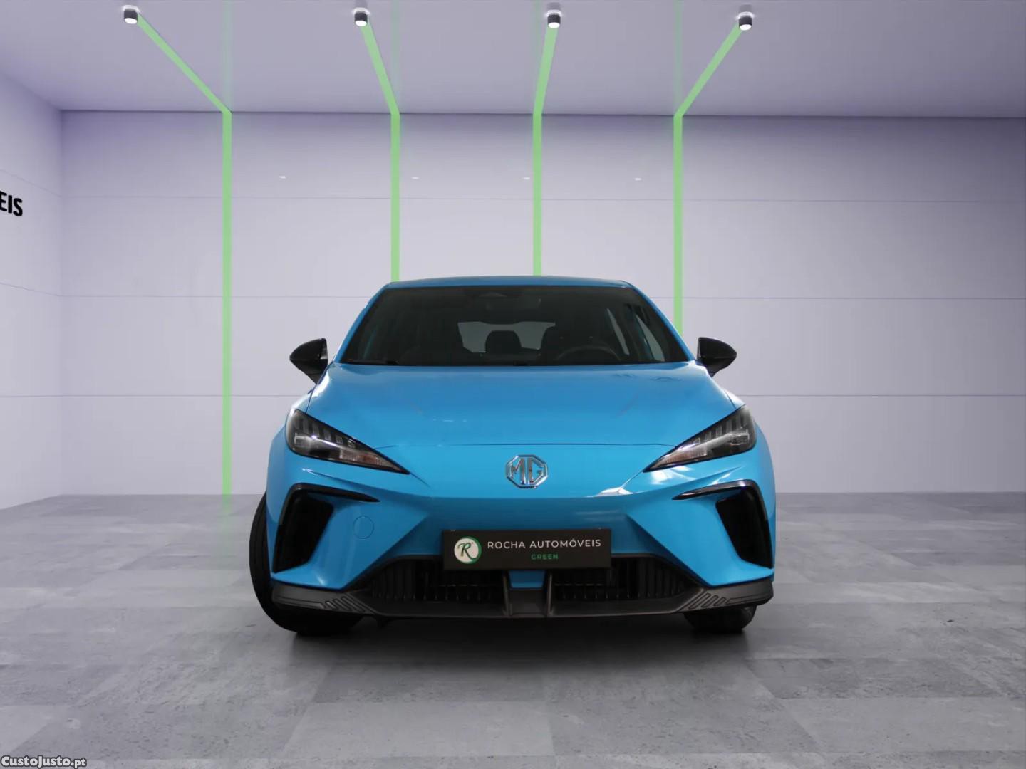 MG  64 kWh Luxury - 23 foto 2