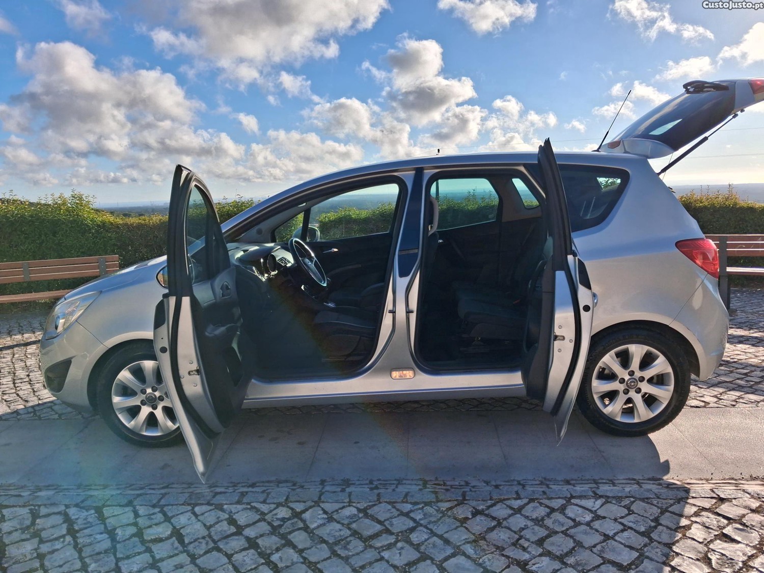 Opel Meriva 1.3 CDti Ecoflex Cosmo 95cv — fotografia 7