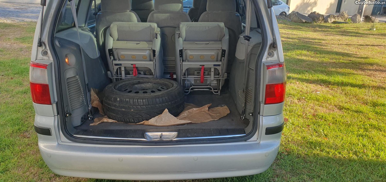 Ford Galaxy 1.9 Tdi 115cv 7 Lugares — fotografia 5