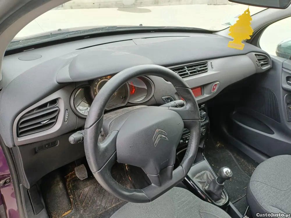 Citroën C3 1.2 VTi 82 (60 kW / 82 cv) [06.2012 - 09.2016] - 15 — photo 4