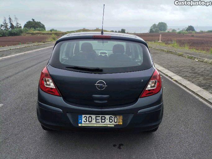 Opel Corsa 1.2 — fotografia 5