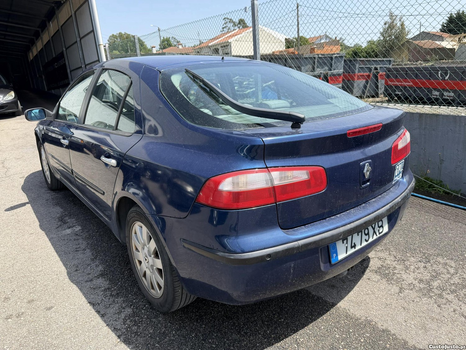 Renault Laguna 1.8i — fotografia 11
