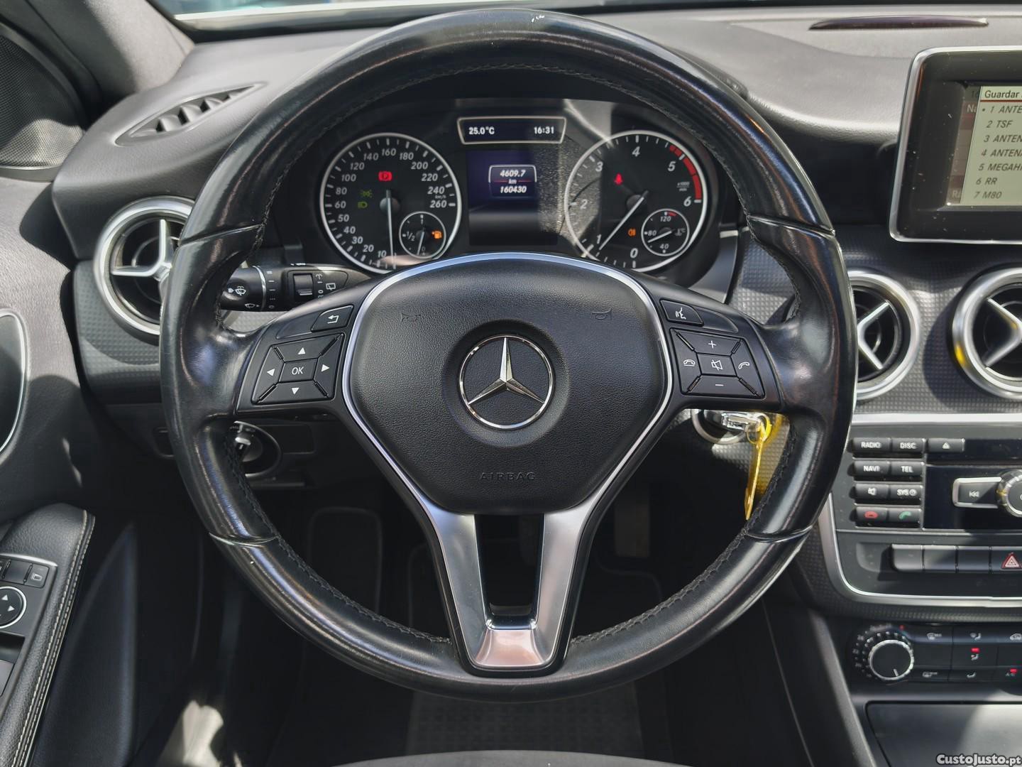 Mercedes-Benz A 180 CDi BlueEfficiency — fotografia 19