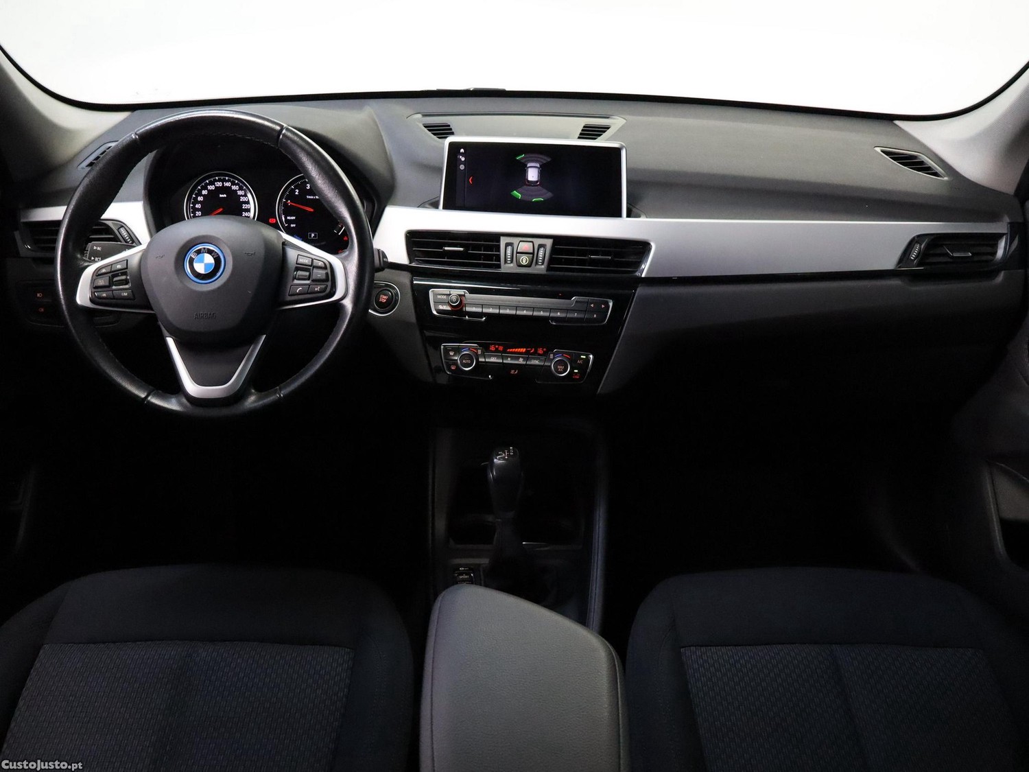 BMW X1 25 e xDrive — fotografia 10