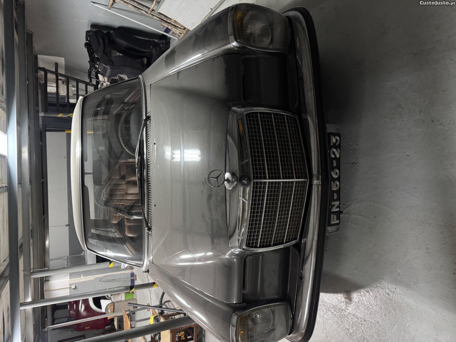 Mercedes-Benz 230 W115 — fotografia 6