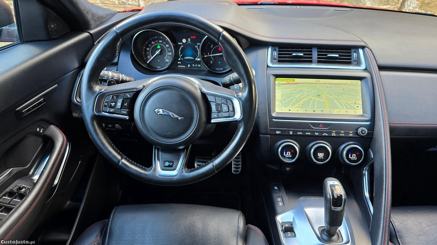 Jaguar E-Pace 2.0 R-Dynamic First Edition AWD Aut. — fotografia 15