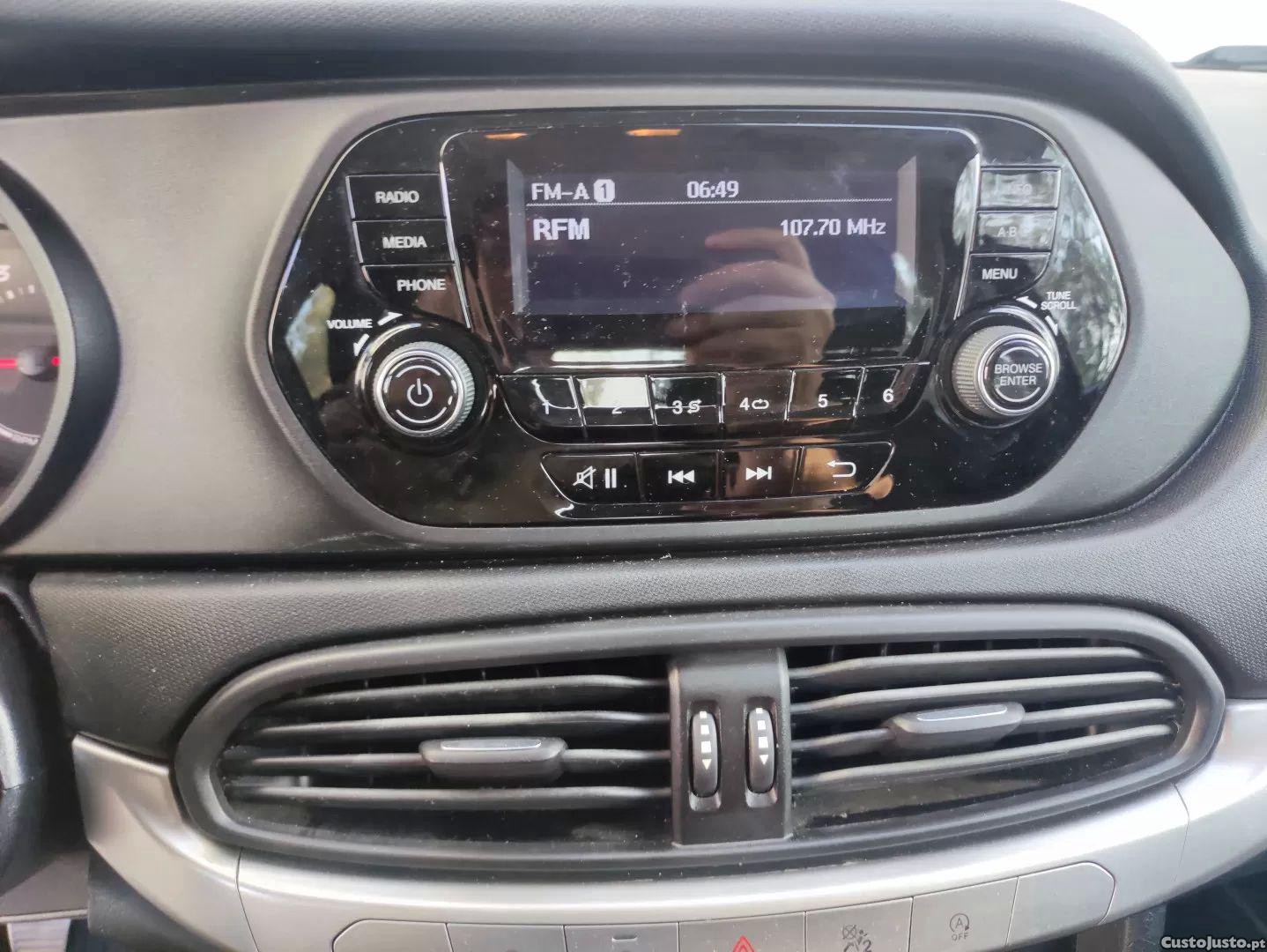 Fiat Tipo 1.4 pop — fotografia 3