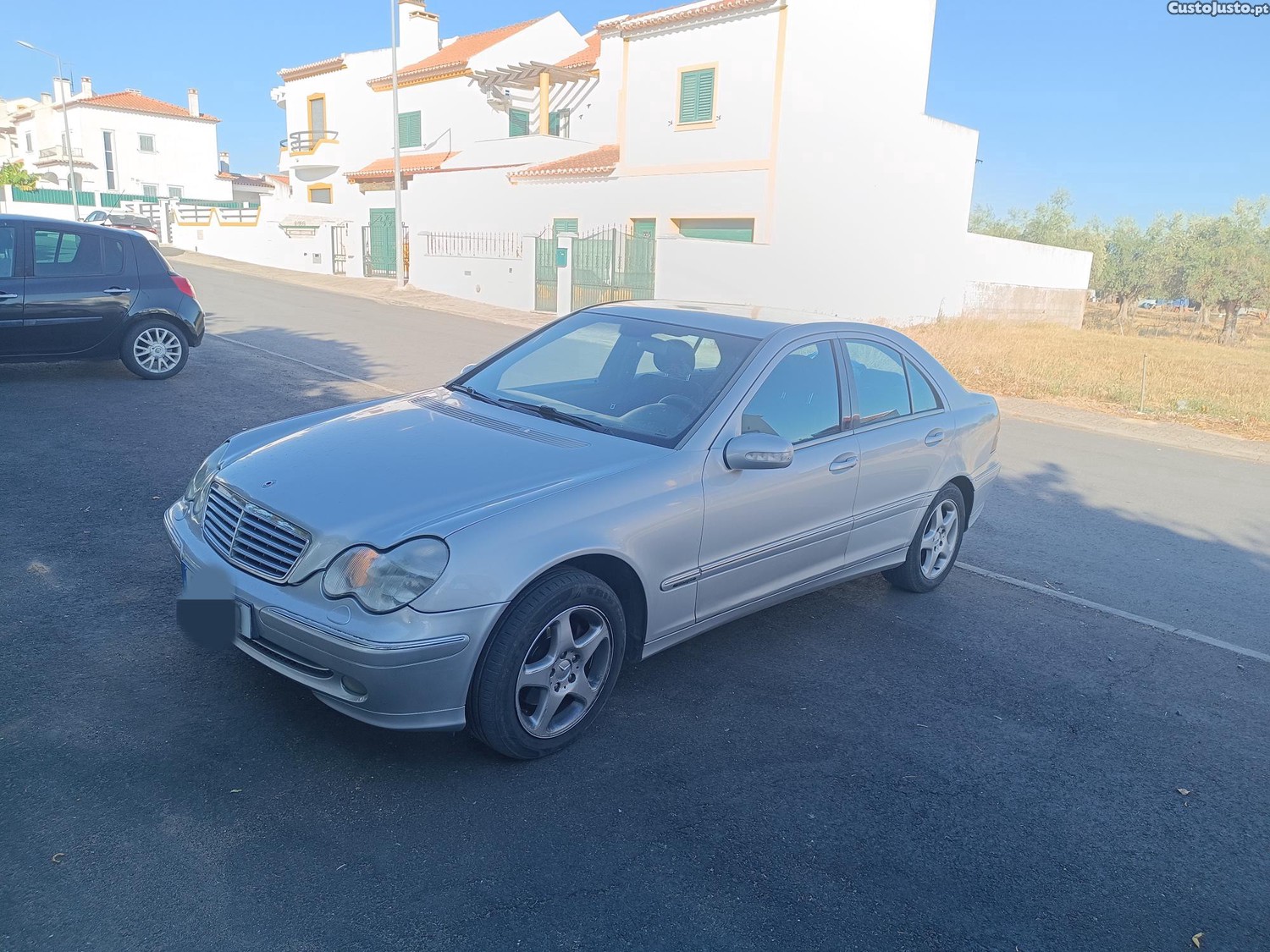 Mercedes-Benz C 220 Avantgard — fotografia 6