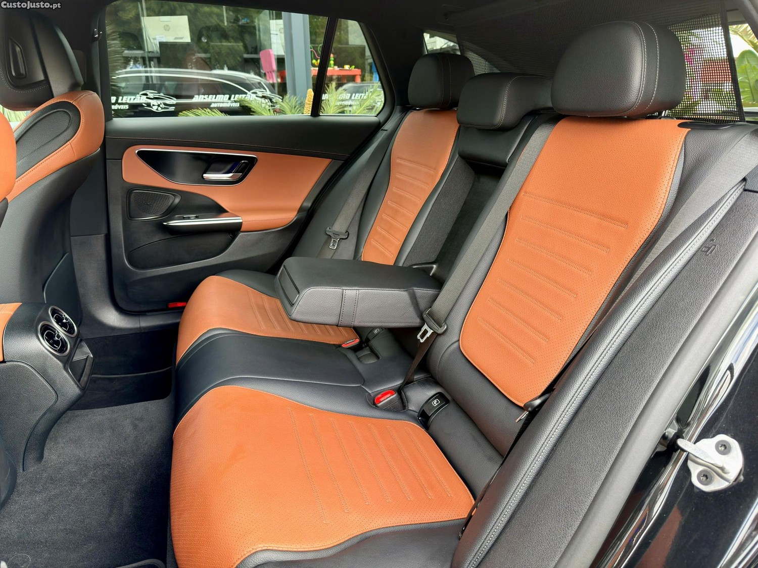 Mercedes-Benz C 300 d AMG Line — fotografia 10