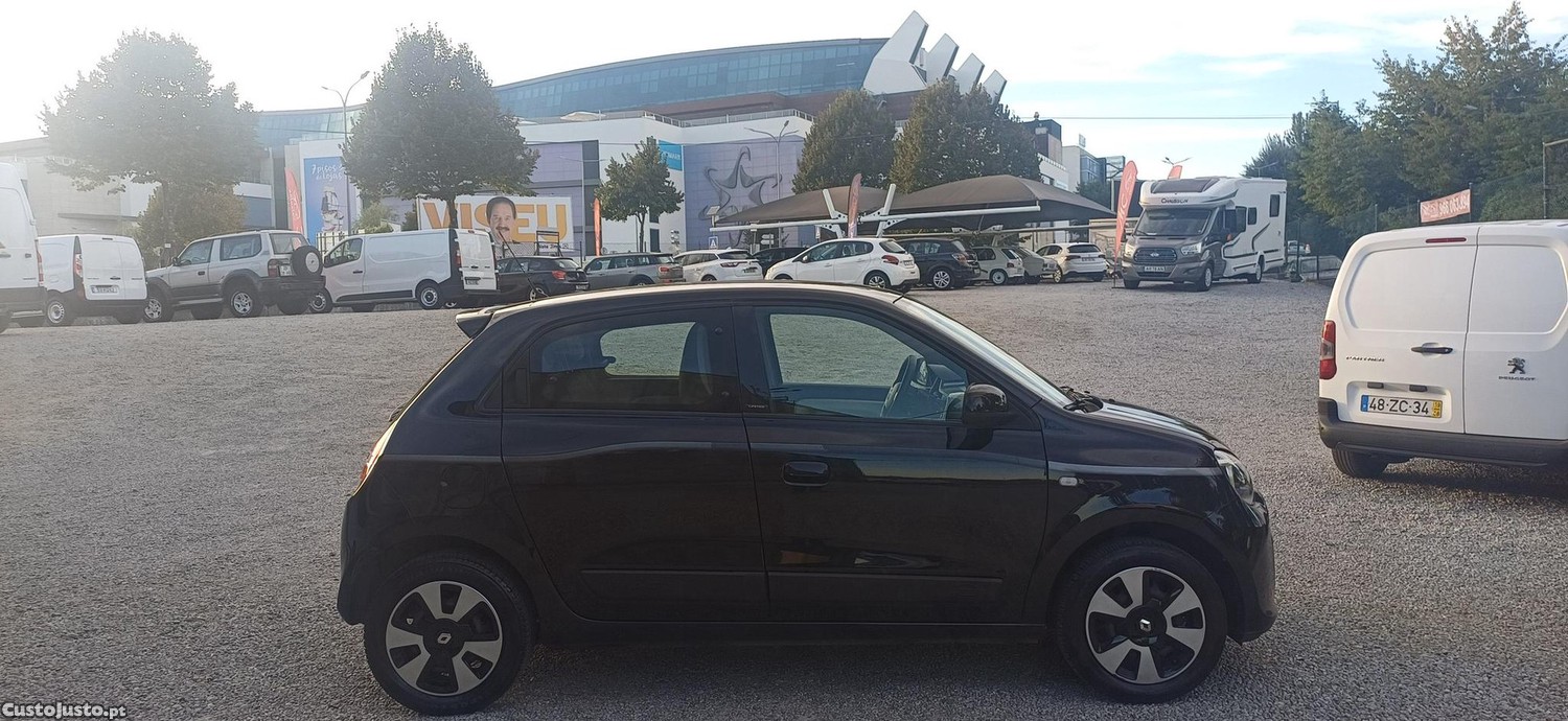 Renault Twingo SCE LIMITED — fotografia 3