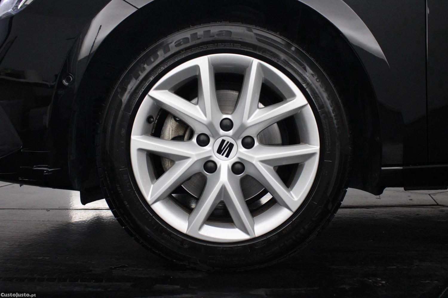SEAT Leon 2.0TDI — fotografia 3