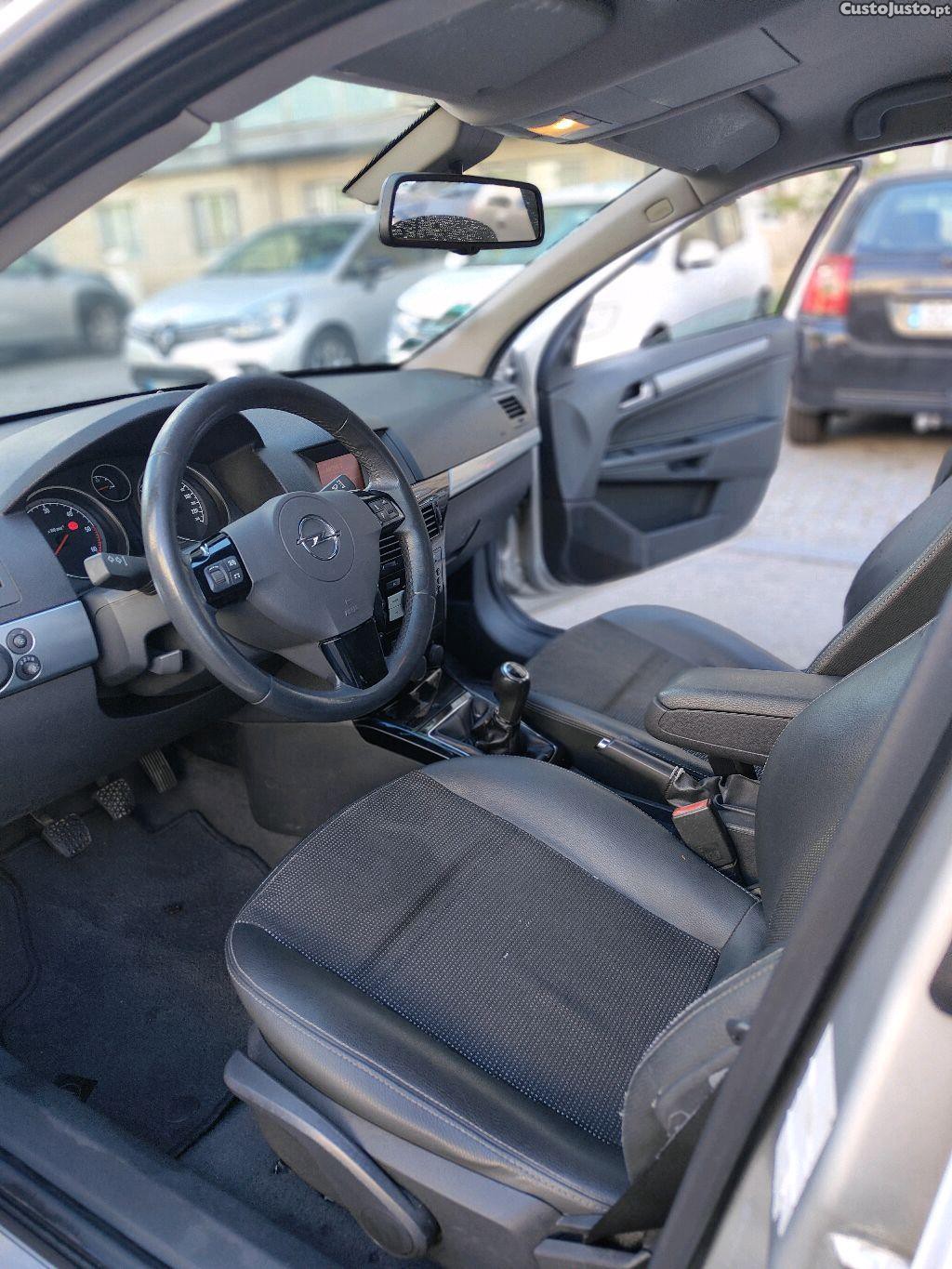 Opel Astra 1.7 motor ISUZU — fotografia 3