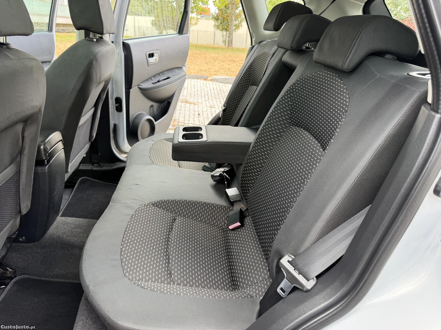 Nissan Qashqai 1.5 DCi-1 registo-Iuc 40 — fotografia 7