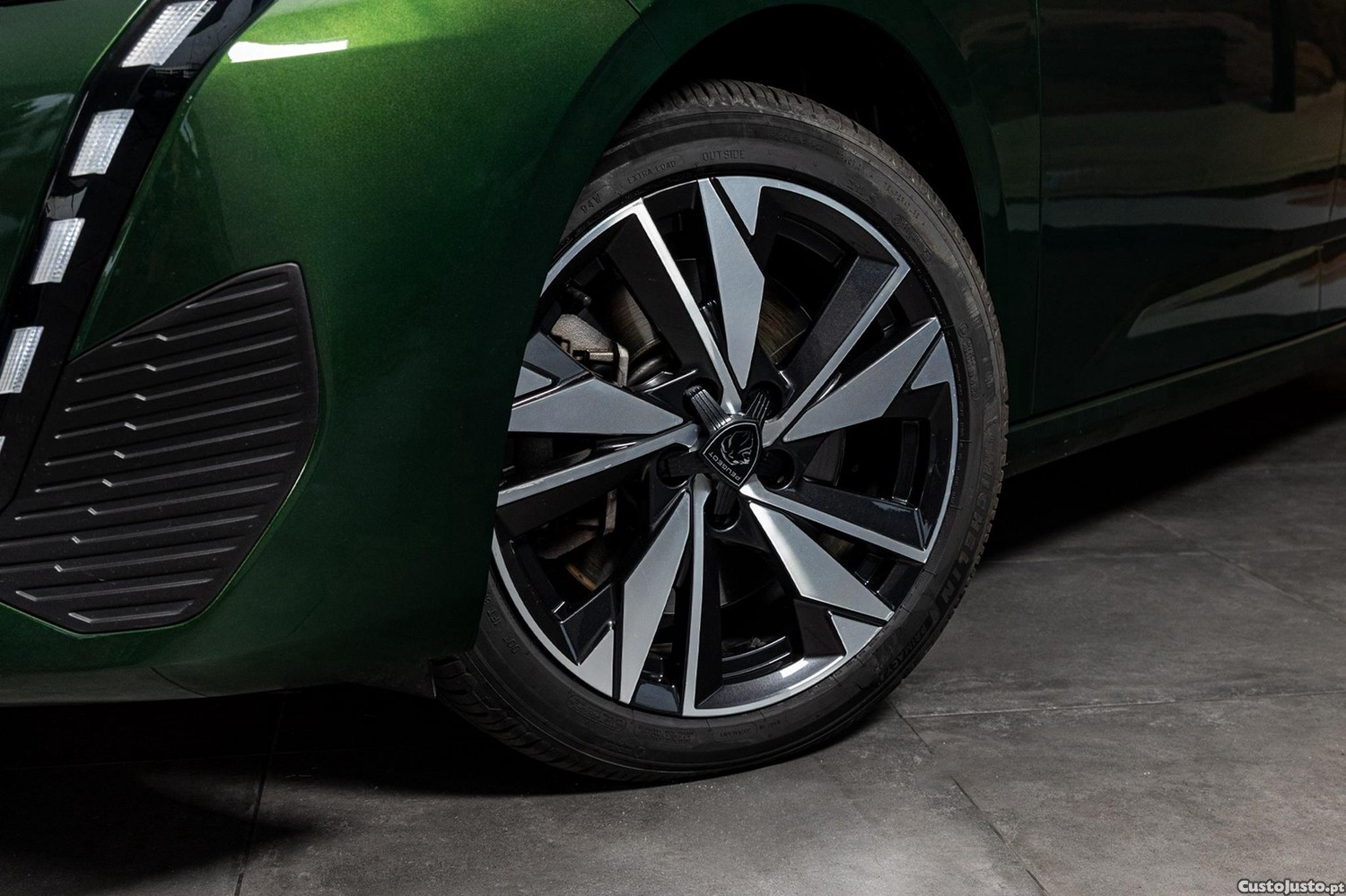 Peugeot 308 1.6 Hybrid Active Pack e-EAT8 — fotografia 20