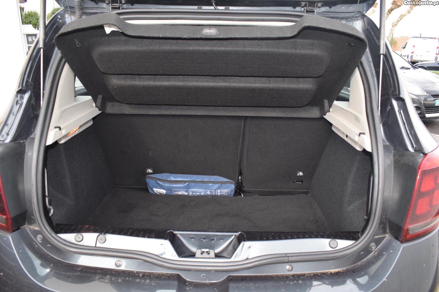 Dacia Sandero Stepway — fotografia 9