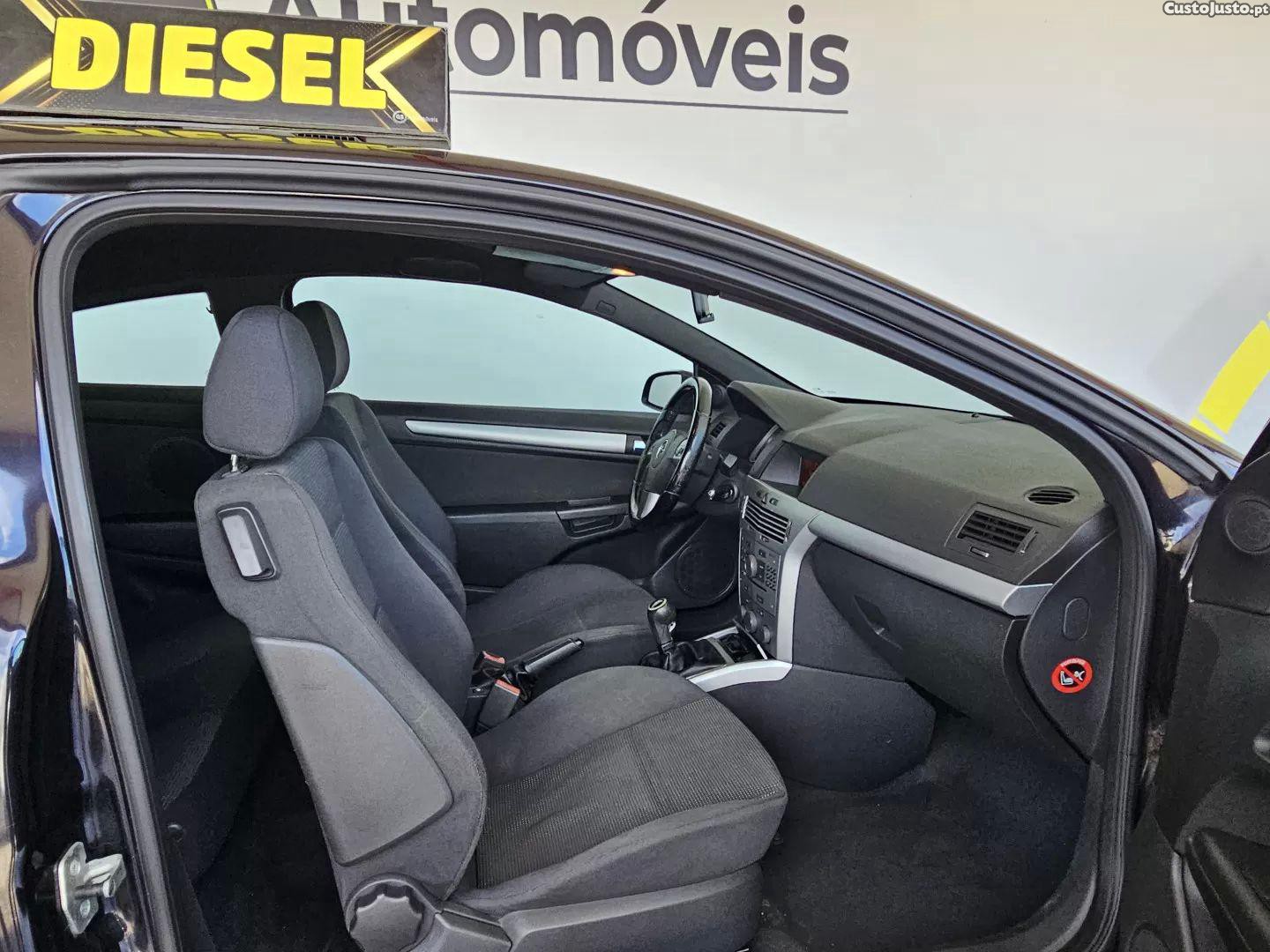 Opel 1204 1.3 cdti — fotografia 3